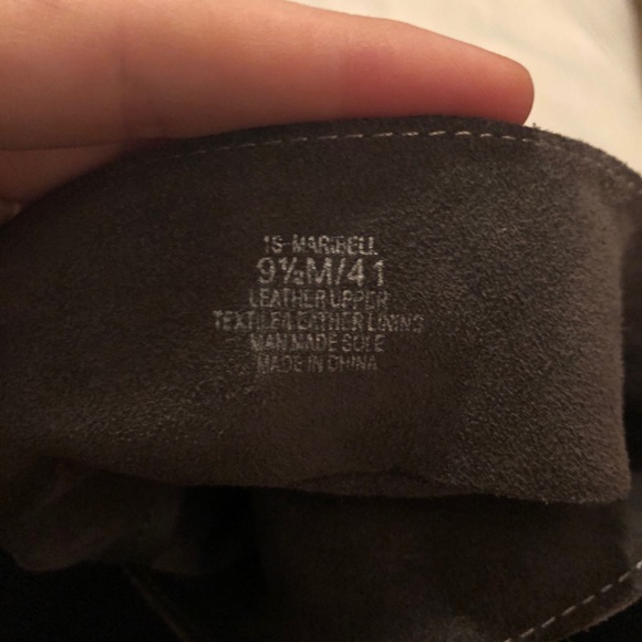 Suede boots - Picture 3 of 3